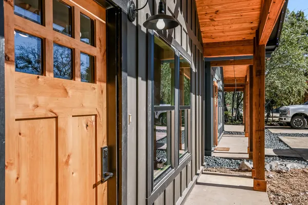 $1,850 | 122 Shady Bluff Drive, Wimberley, TX 78676