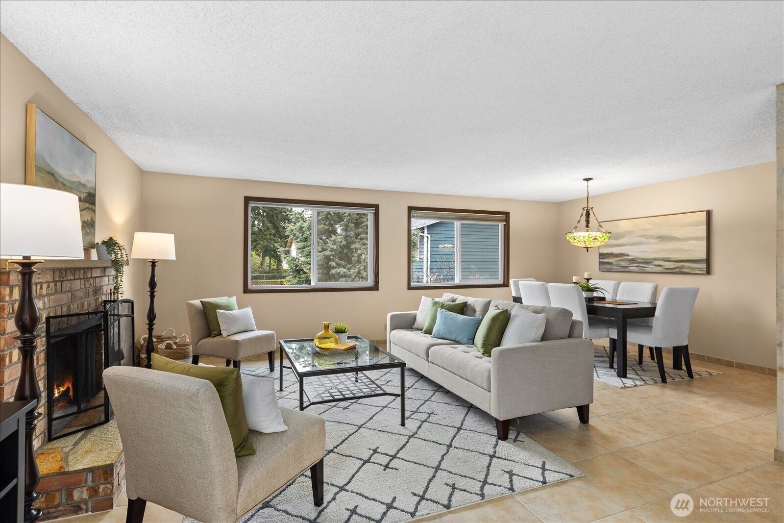 8505 236th Street Southwest Edmonds, WA 98026 - Photo 3 of 25