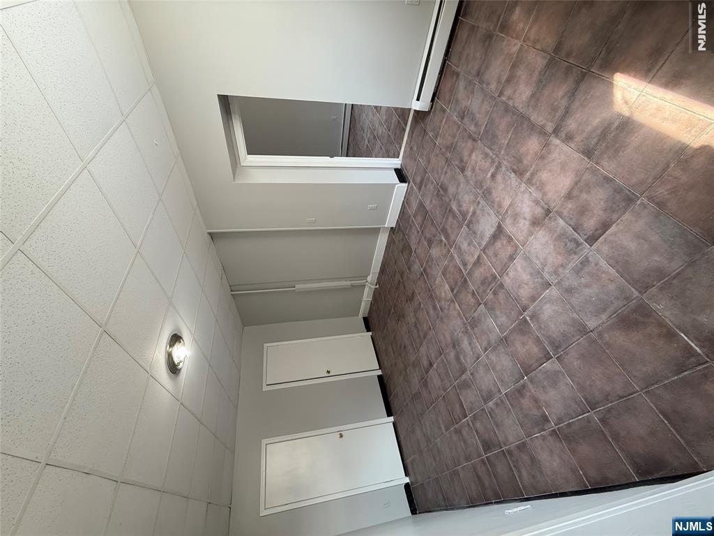 75 Lodi Street Hackensack, NJ 07601 - Photo 7 of 11