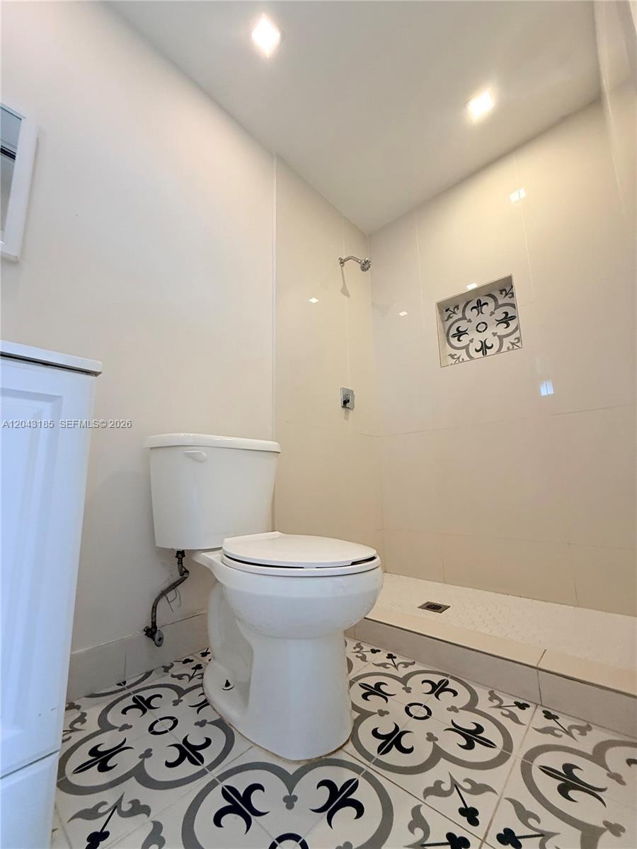 14330 Southwest 289th Street Homestead, FL 33033 - Photo 13 of 16