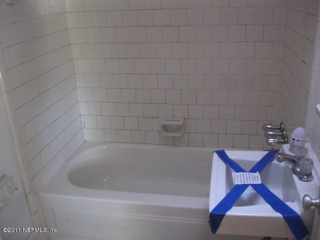 6039 Verdes Road Jacksonville, FL 32244 - Photo 3 of 6 BATHROOM