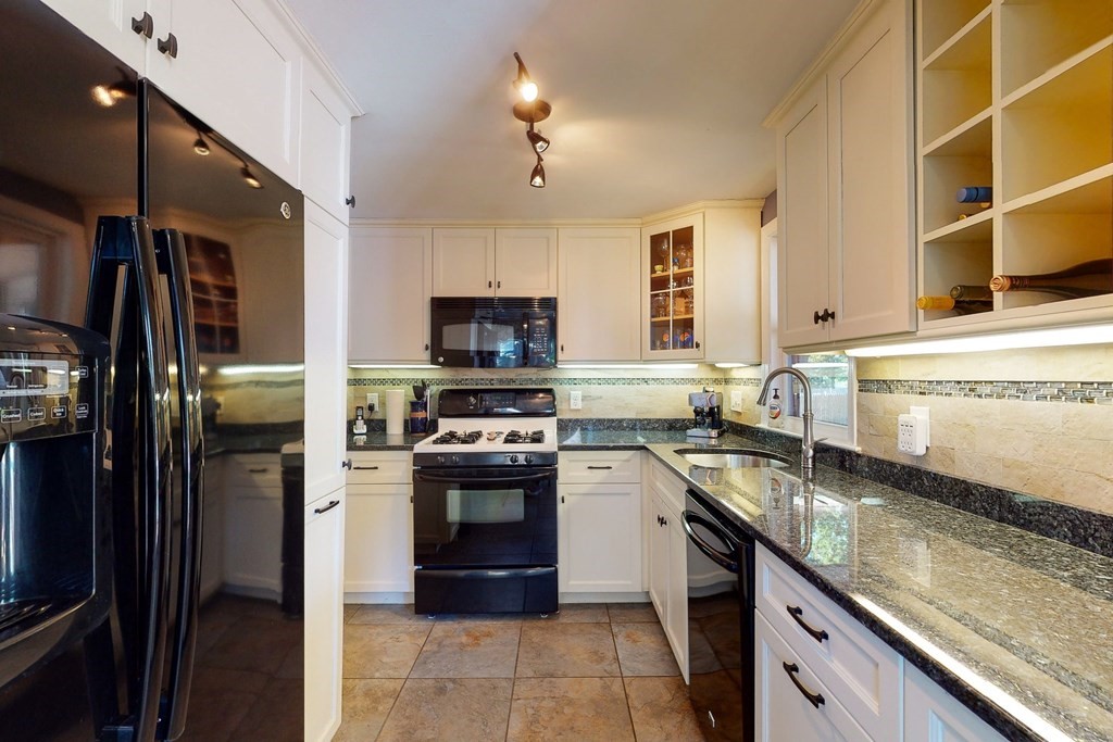 1 Elmhurst Road Stoneham, MA 02180 - Photo 11 of 26 Gallery Image 11