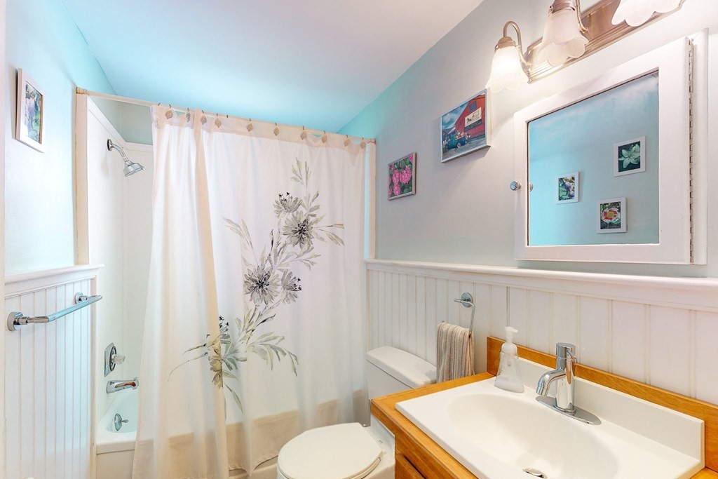 1 Elmhurst Road Stoneham, MA 02180 - Photo 13 of 26 Gallery Image 13