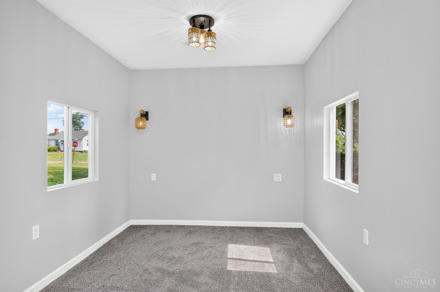 8812 Pine Road Cincinnati, OH 45242 - Photo 26 of 61