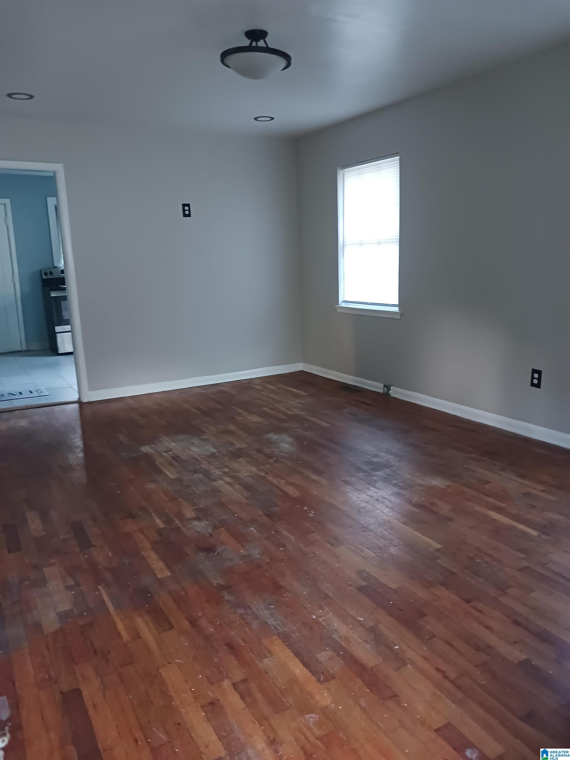 2012 Rambow Avenue Southwest Birmingham, AL 35211 - Photo 7 of 11 Gallery Image 7