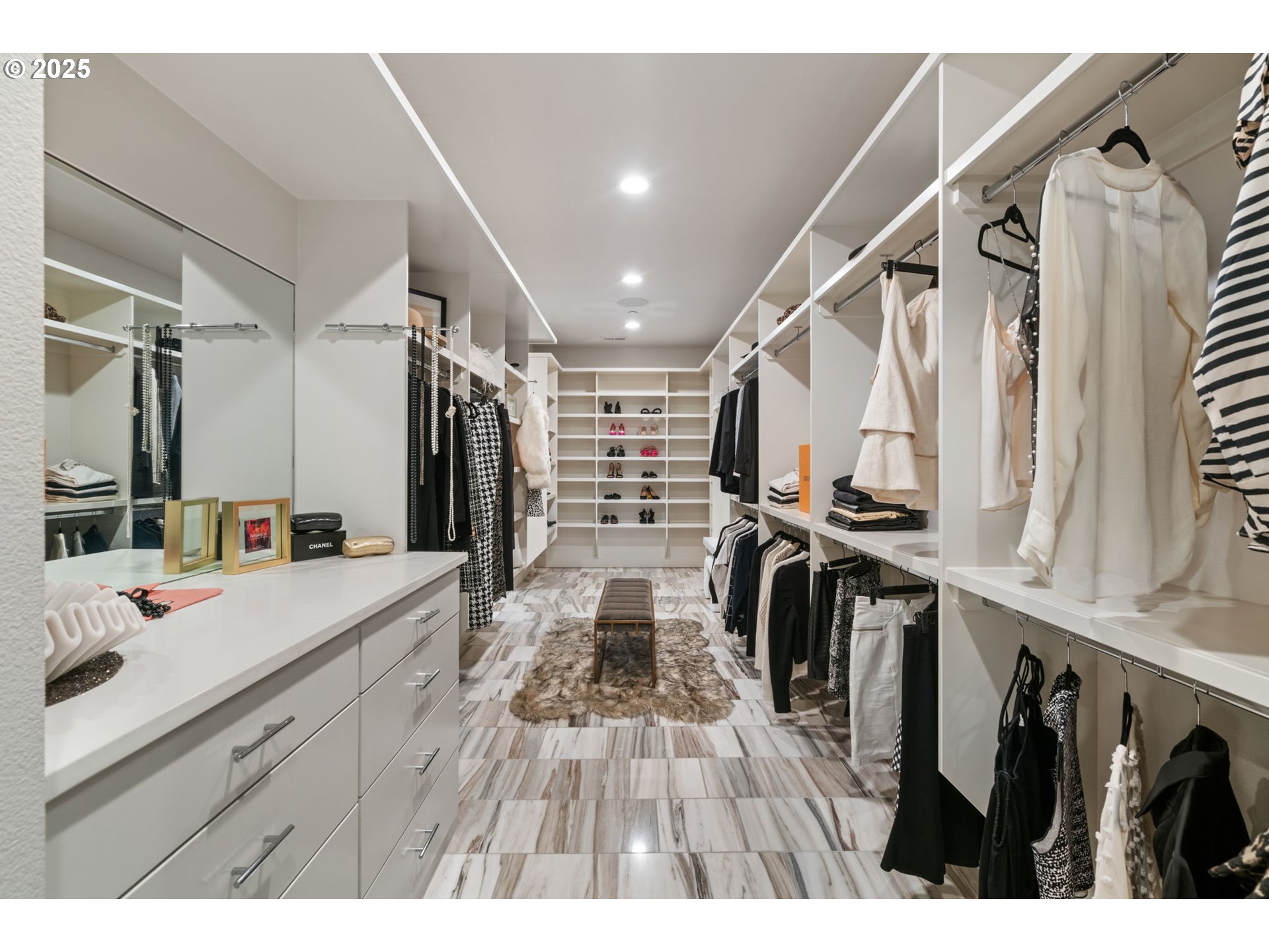 6730 Northwest Longbow Lane Camas, WA 98607 - Photo 26 of 45 a view of a kitchen with a sink