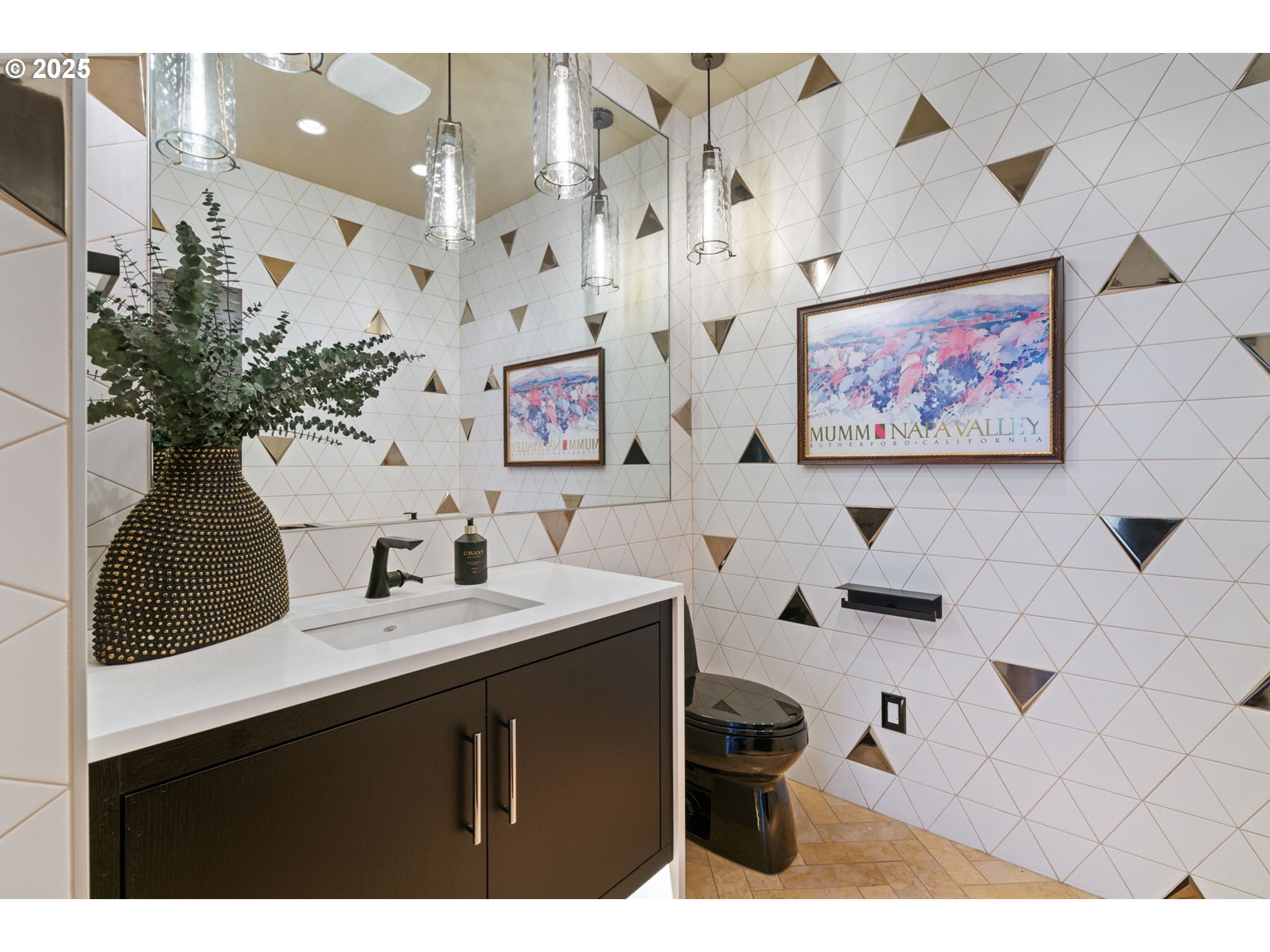 6730 Northwest Longbow Lane Camas, WA 98607 - Photo 39 of 45 a bathroom with a sink vanity granite and a mirror