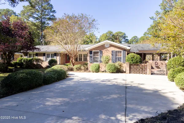 $250,000 | 503 Henry Street, Windsor, NC 27983