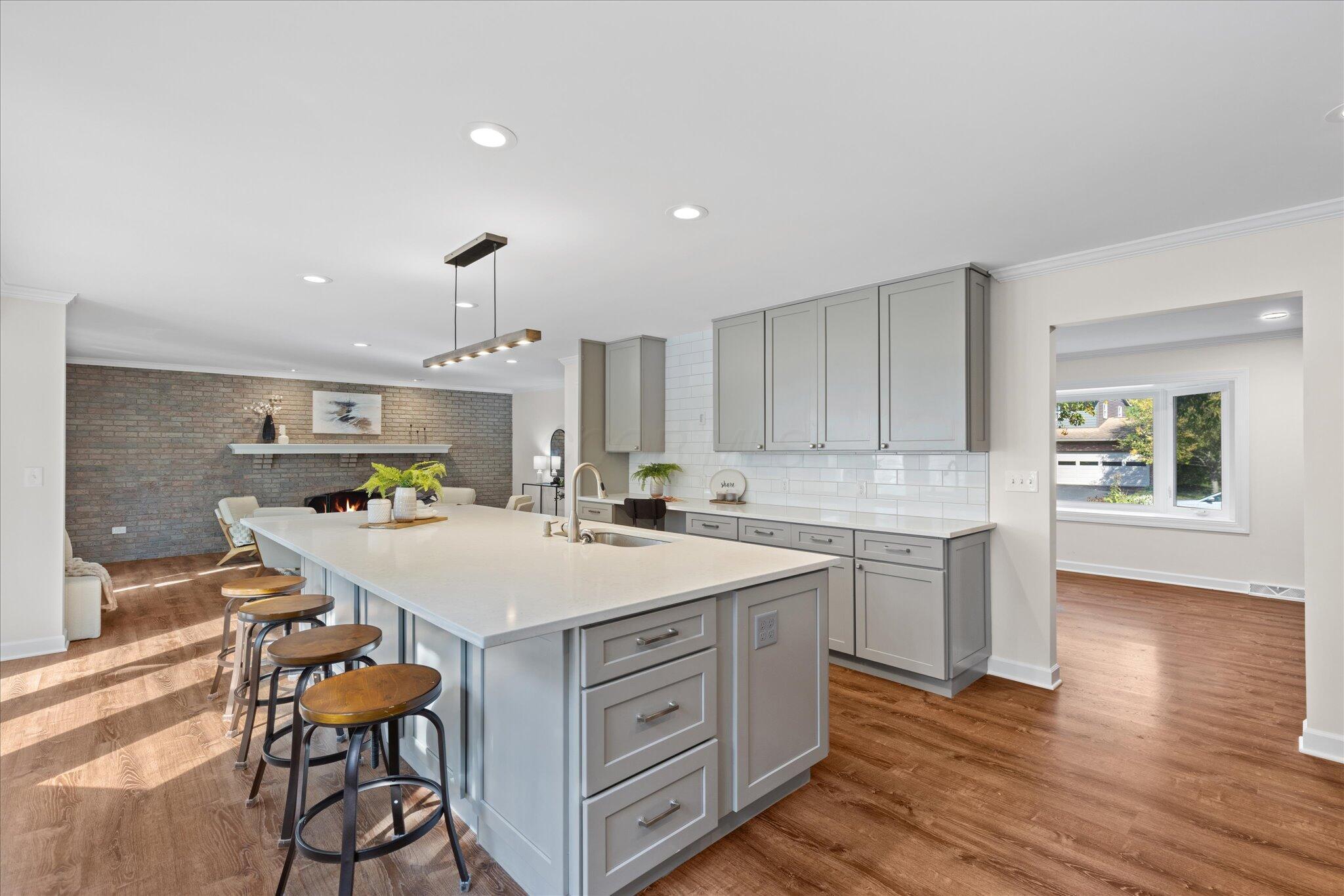 6041 Rocky Rill Road Columbus, OH 43235 - Photo 6 of 46 remodeled Kitchen in Main House