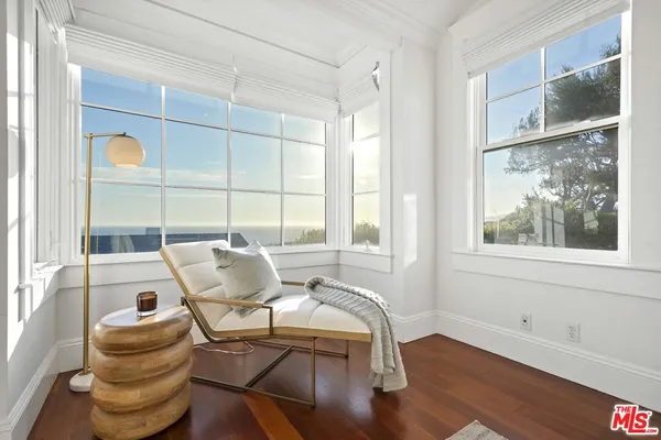 $13,500,000 | 7335 Birdview Avenue, Malibu, CA 90265