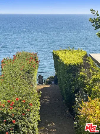 $13,500,000 | 7335 Birdview Avenue, Malibu, CA 90265