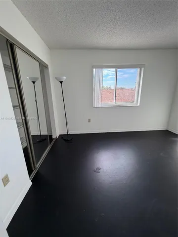 $2,300 | 551 Northwest 82nd Avenue, Unit 518, Miami, FL 33126