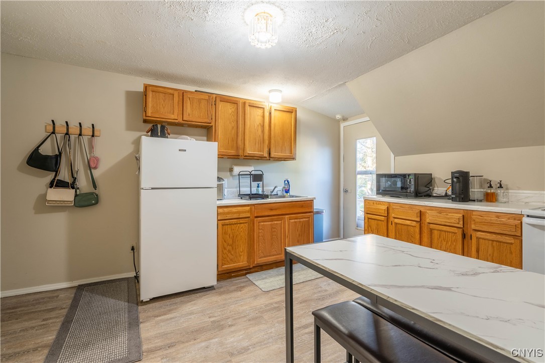 6571 Lakeshore Road Cicero, NY 13039 - Photo 12 of 50