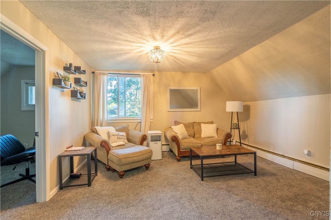 6571 Lakeshore Road Cicero, NY 13039 - Photo 18 of 50