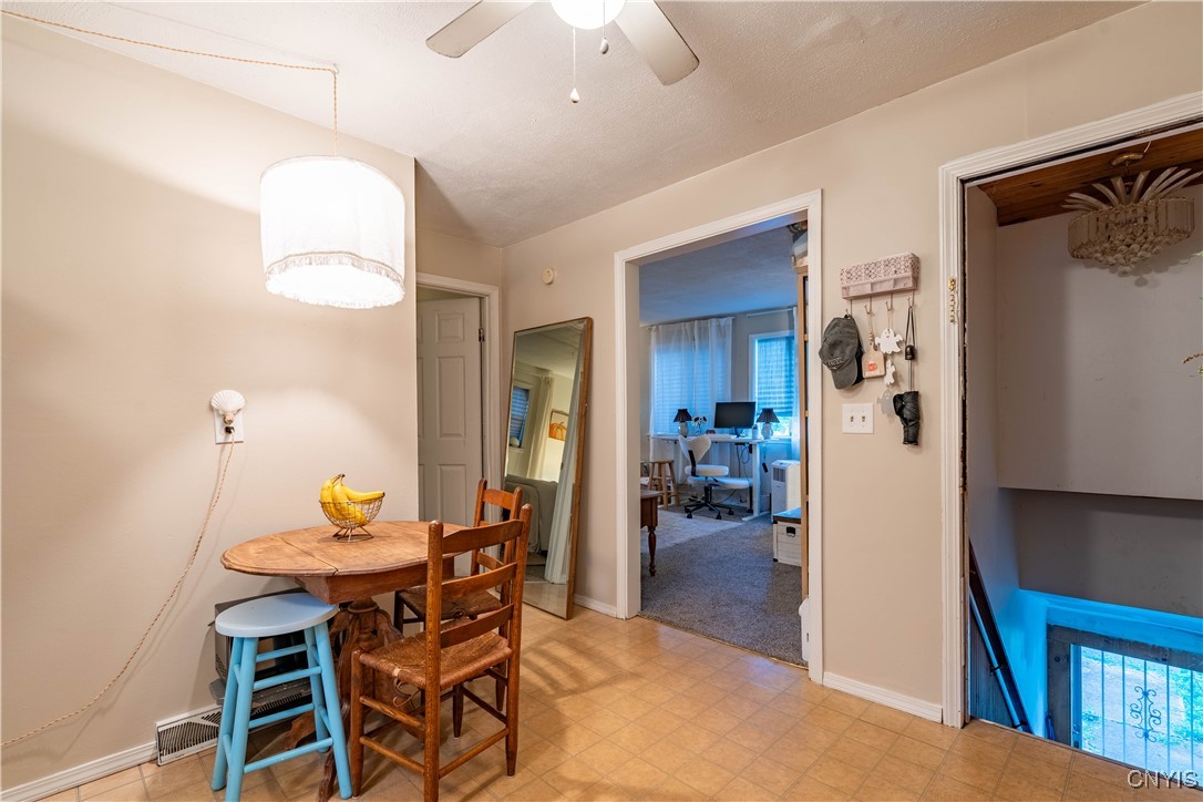 6571 Lakeshore Road Cicero, NY 13039 - Photo 21 of 50