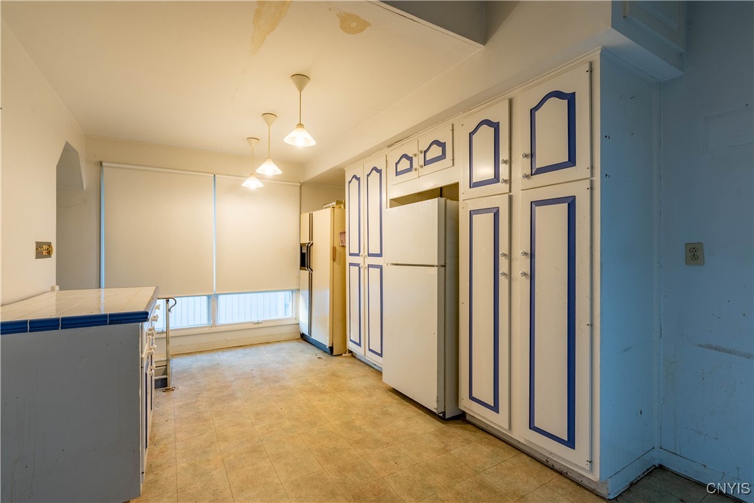 6571 Lakeshore Road Cicero, NY 13039 - Photo 27 of 50