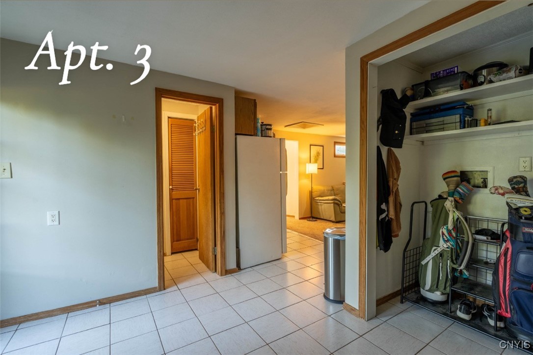 6571 Lakeshore Road Cicero, NY 13039 - Photo 4 of 50