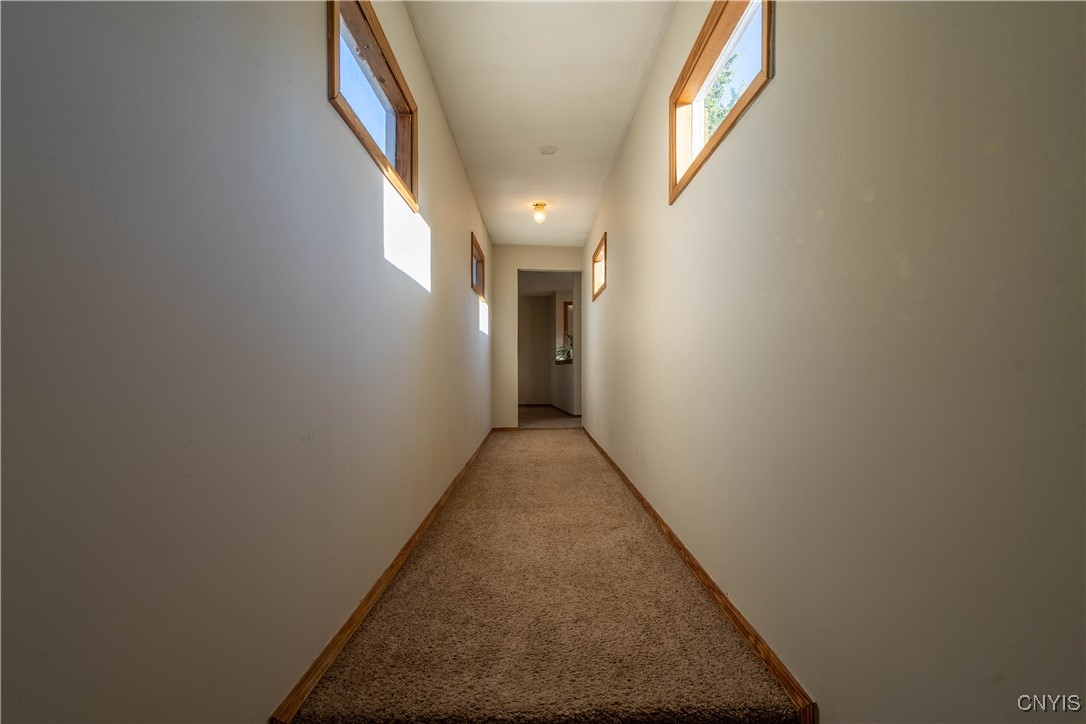 6571 Lakeshore Road Cicero, NY 13039 - Photo 9 of 50