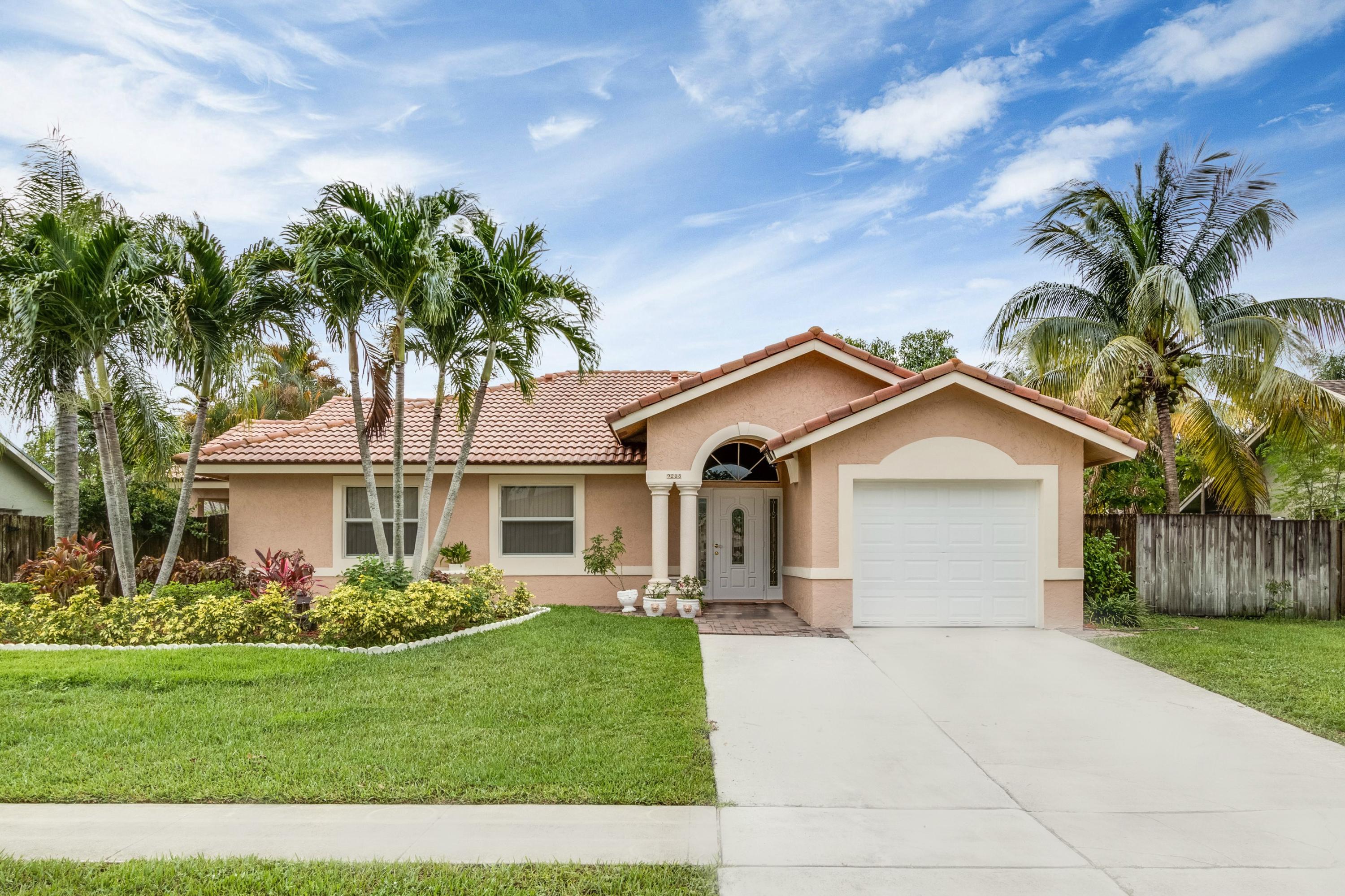 9208 Edgemont Lane Boca Raton, FL 33434 - Photo 2 of 29 front of home