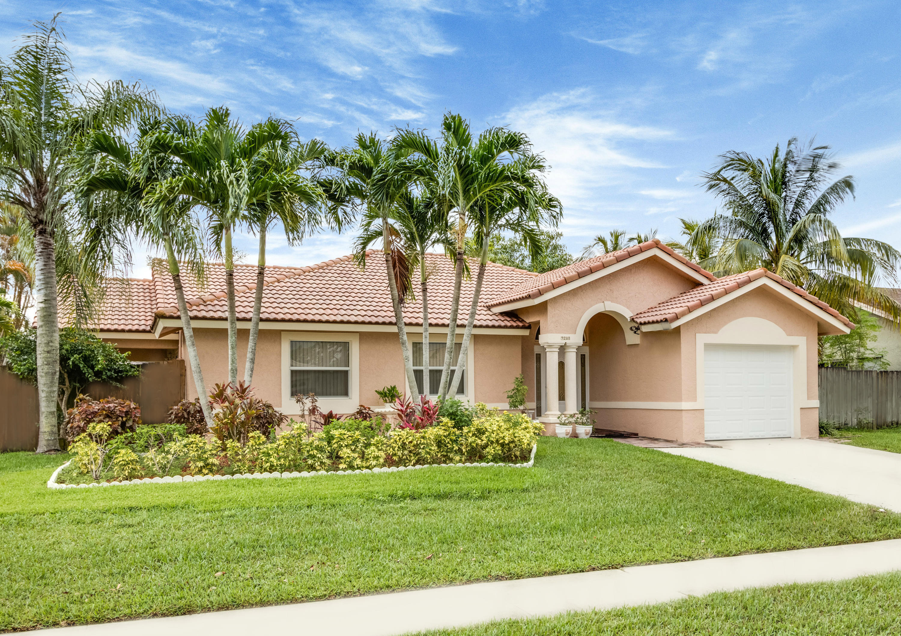 9208 Edgemont Lane Boca Raton, FL 33434 - Photo 22 of 29 enhanced front