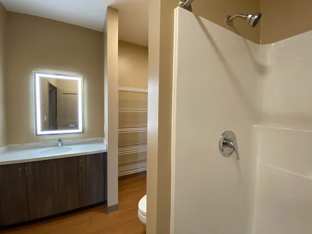 $2,221 | 83 Hanover Street, Unit 303, Manchester, NH 03101