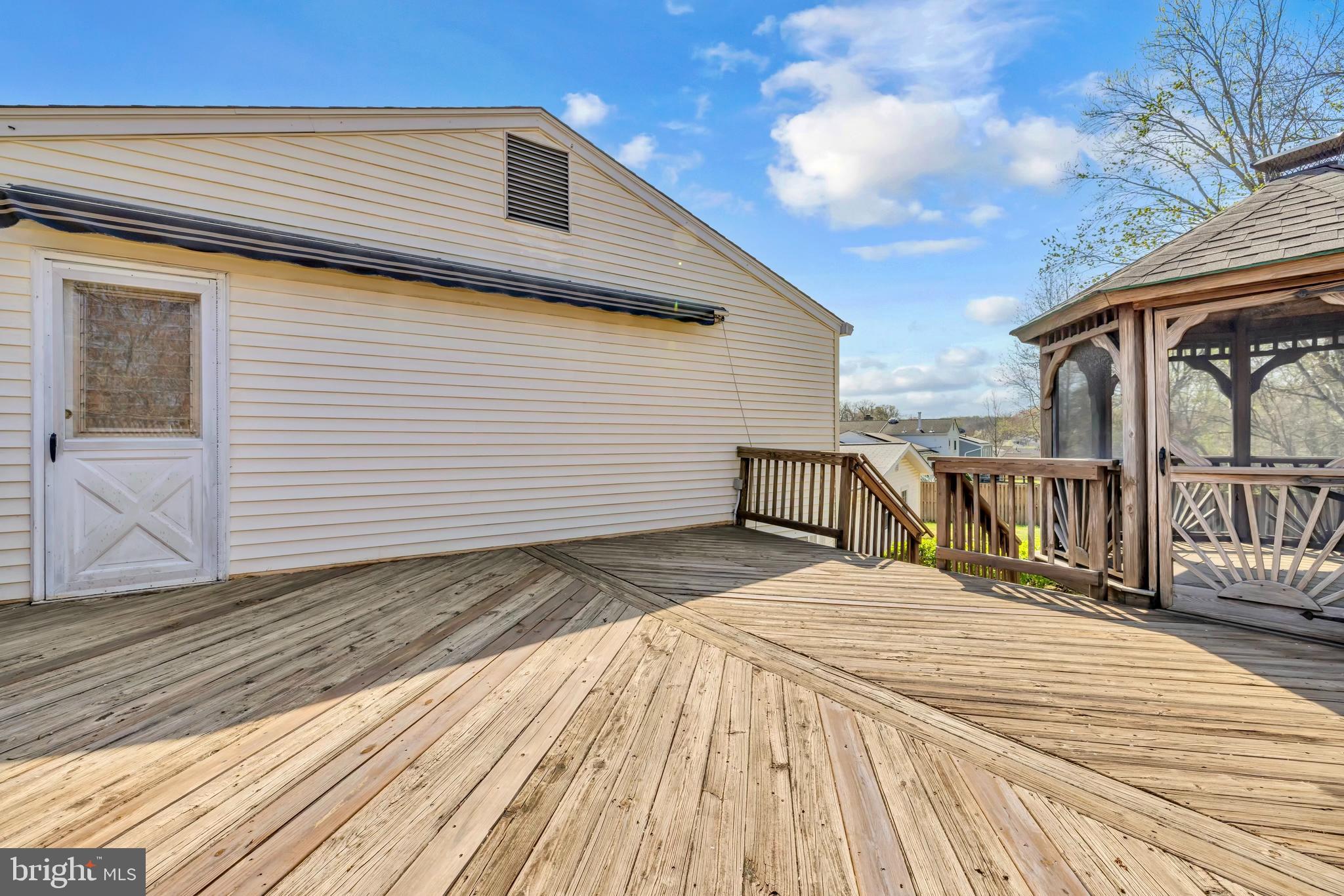 9807 Locust Avenue Lanham, MD 20706 - Photo 49 of 59