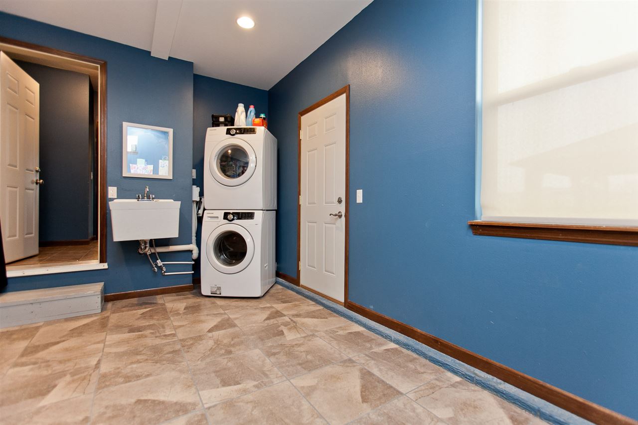2595 Newcastle Road Marion, IA 52302 - Photo 20 of 50 Gallery Image 20