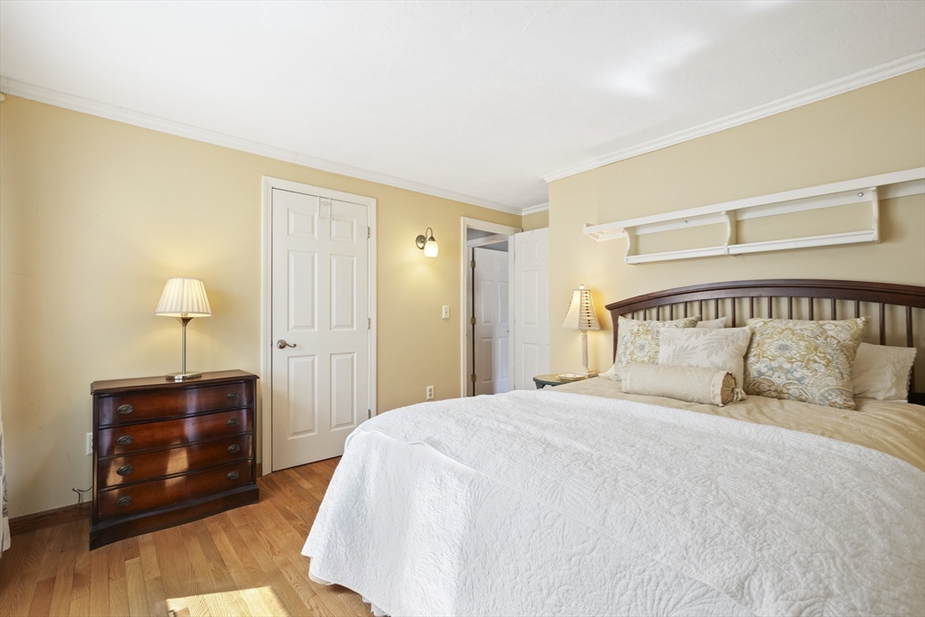 19 Stanley Road Medway, MA 02053 - Photo 20 of 41