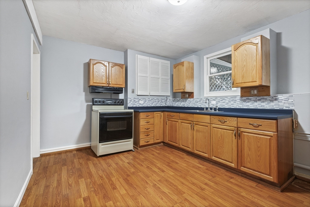 19 Stanley Road Medway, MA 02053 - Photo 28 of 41