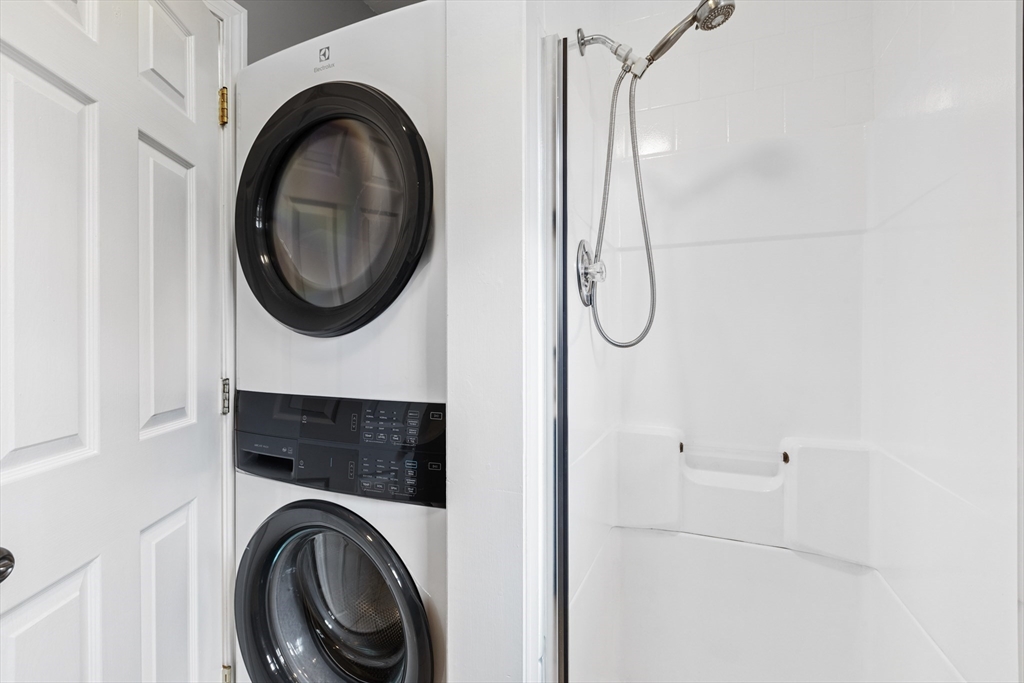 19 Stanley Road Medway, MA 02053 - Photo 31 of 41