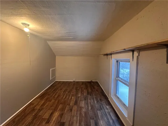 $995 | 283 Portersville Road, Ellwood City, PA 16117