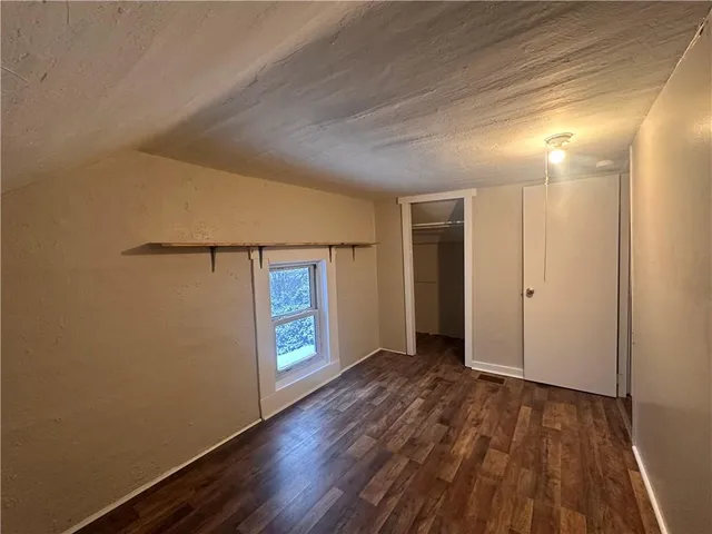 $995 | 283 Portersville Road, Ellwood City, PA 16117