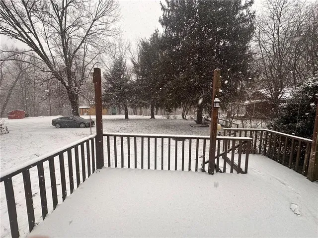 $995 | 283 Portersville Road, Ellwood City, PA 16117