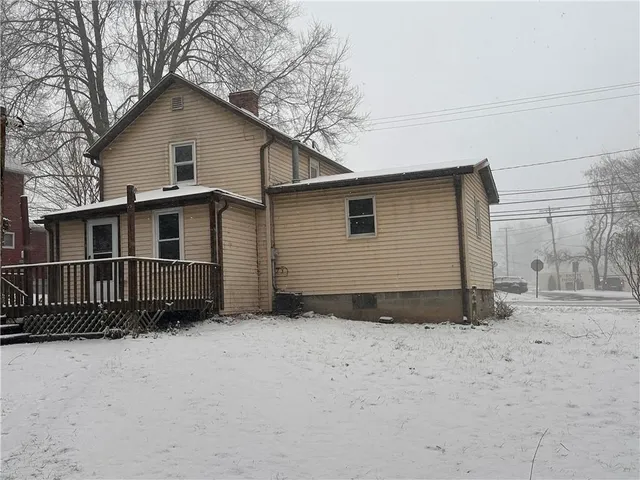 $995 | 283 Portersville Road, Ellwood City, PA 16117