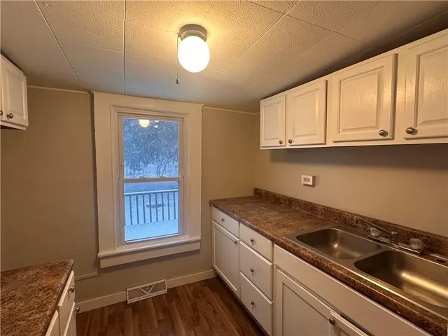 $995 | 283 Portersville Road, Ellwood City, PA 16117