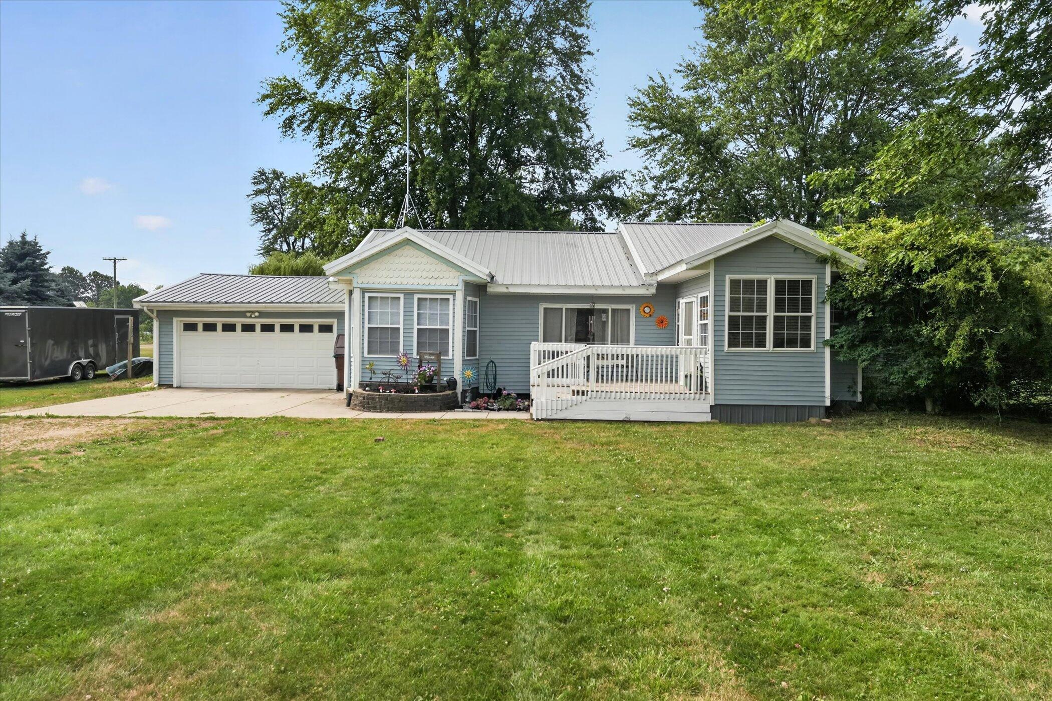 3476 East French Road St. Johns, MI 48879 - Photo 4 of 43 03-3476-E-French-Rd-Windowstill