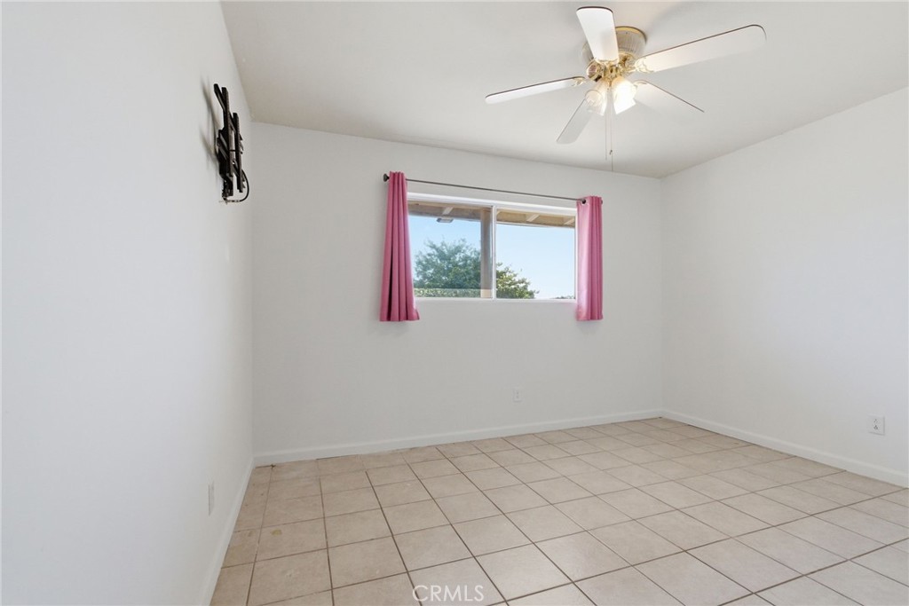 6638 Park Rialto, CA 92376 - Photo 14 of 36