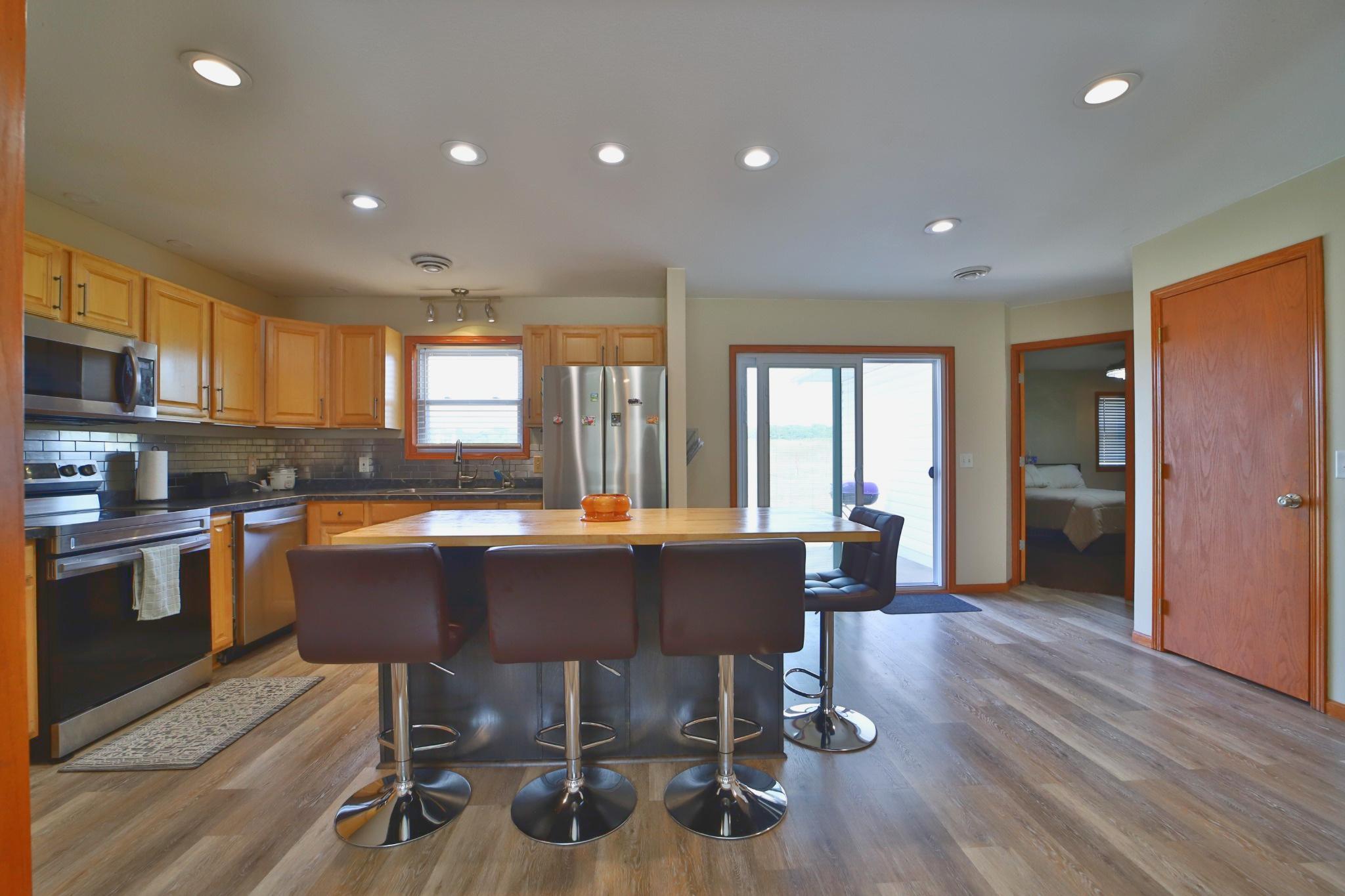 3736 Cedar Scenic Road Baxter, MN 56425 - Photo 4 of 32 Gallery Image 4