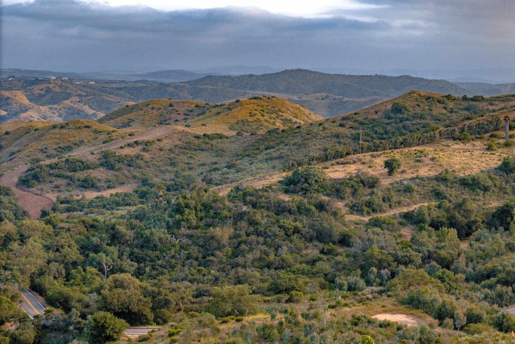 6 Harris Trail Fallbrook, CA 92028 - Photo 15 of 33 a view of mountains and valleys