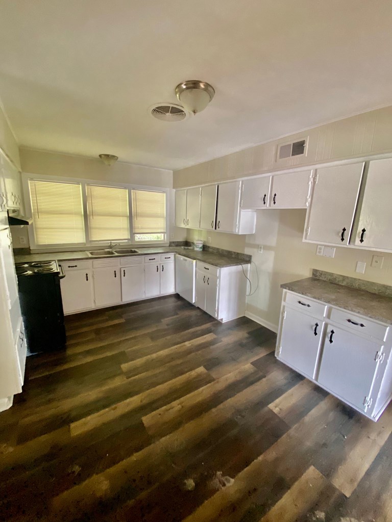 2939 Macon Road Columbus, GA 31906 - Photo 2 of 19