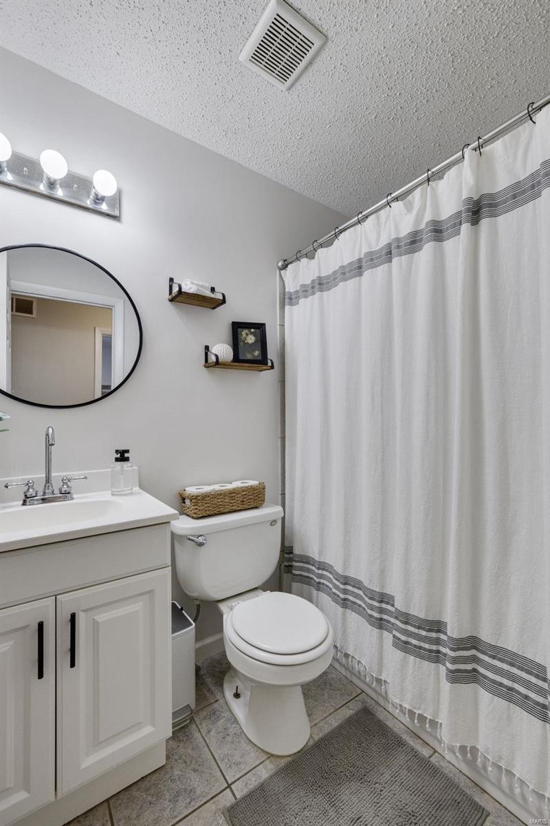 4404 Conleth Drive St. Louis, MO 63129 - Photo 11 of 22