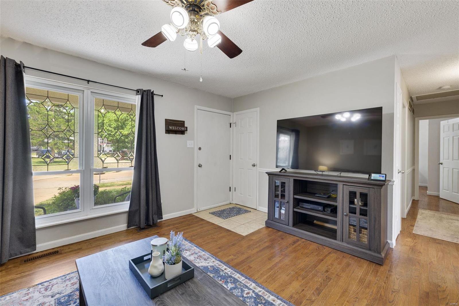 4404 Conleth Drive St. Louis, MO 63129 - Photo 4 of 22