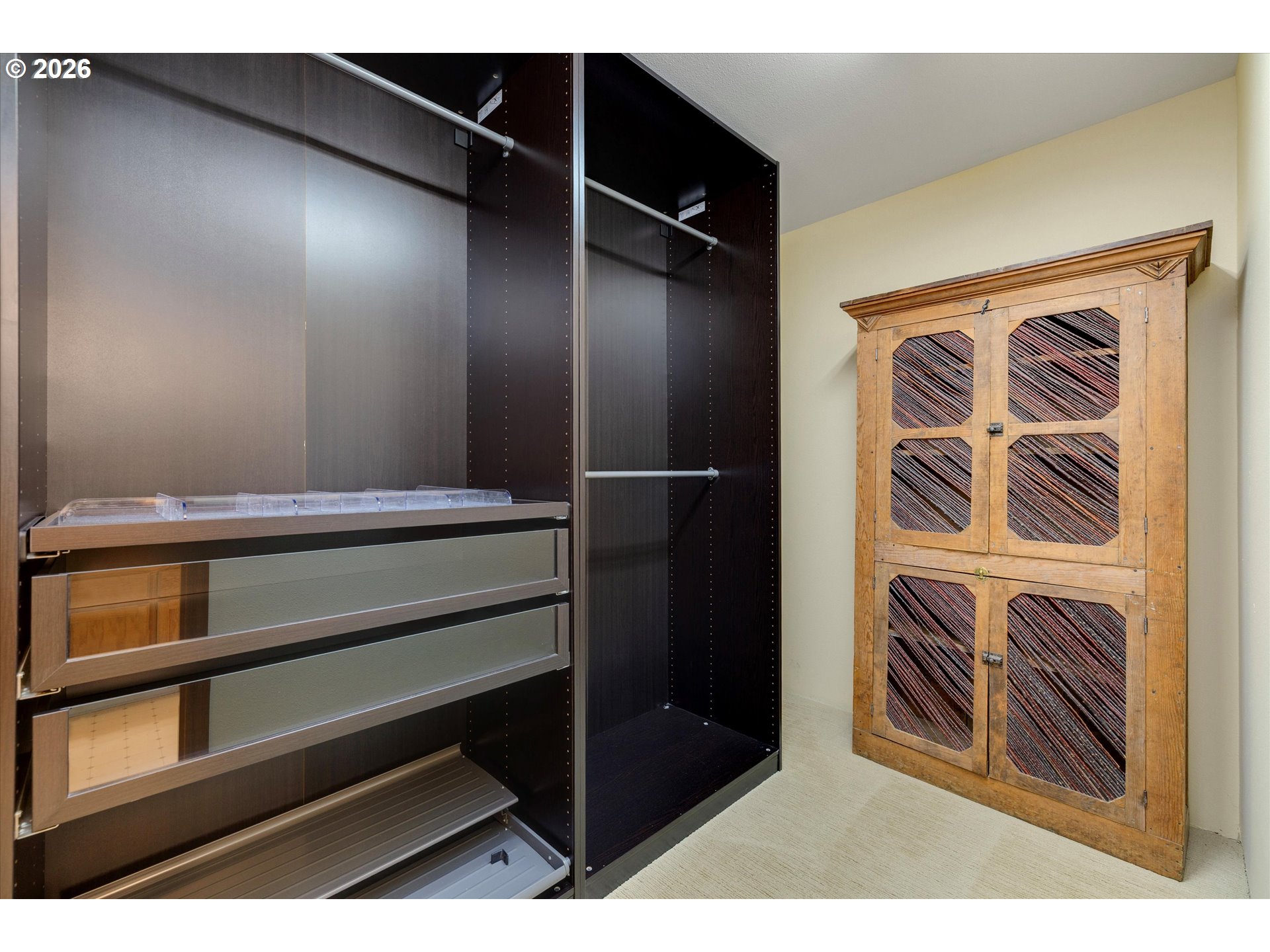1360 North Locust Street Canby, OR 97013 - Photo 21 of 36 a view of walk in closet