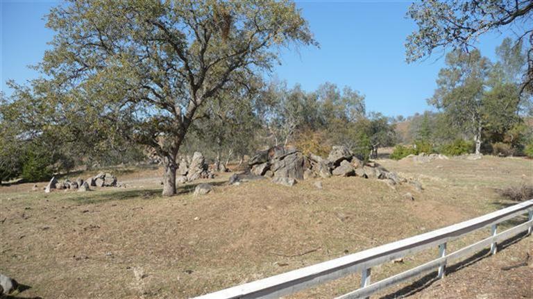 19622 Tollhouse Road Clovis, CA 93619 - Photo 9 of 25