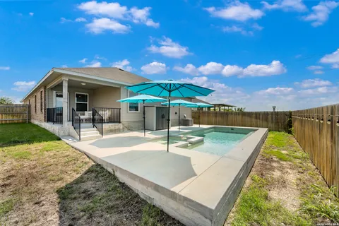 $396,969 | 984 Amble Oak, Seguin, TX 78155