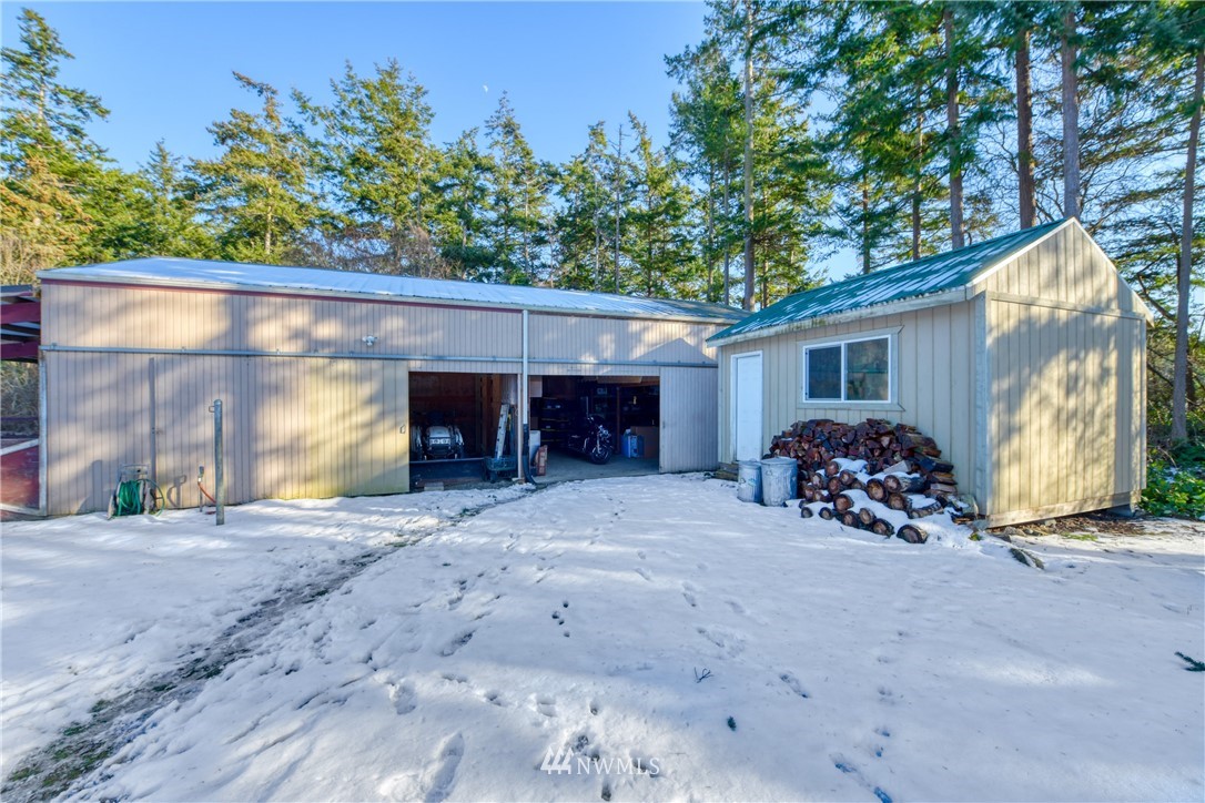 2298 Van Dam Road Oak Harbor, WA 98277 - Photo 22 of 25 Gallery Image 22