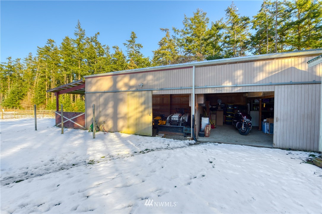2298 Van Dam Road Oak Harbor, WA 98277 - Photo 23 of 25 Gallery Image 23
