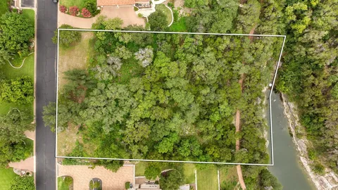 $599,900 | 16009 Chateau Avenue, Austin, TX 78734