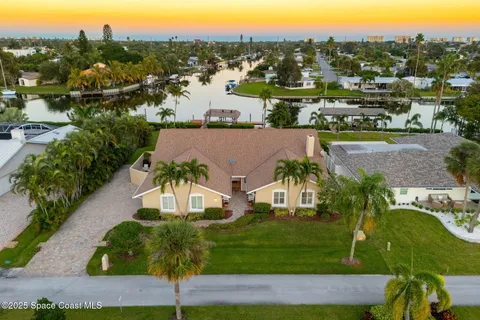 $1,100,000 | 839 Hawksbill Island Drive, Satellite Beach, FL 32937