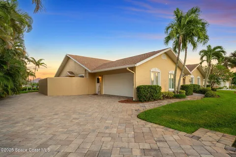 $1,100,000 | 839 Hawksbill Island Drive, Satellite Beach, FL 32937